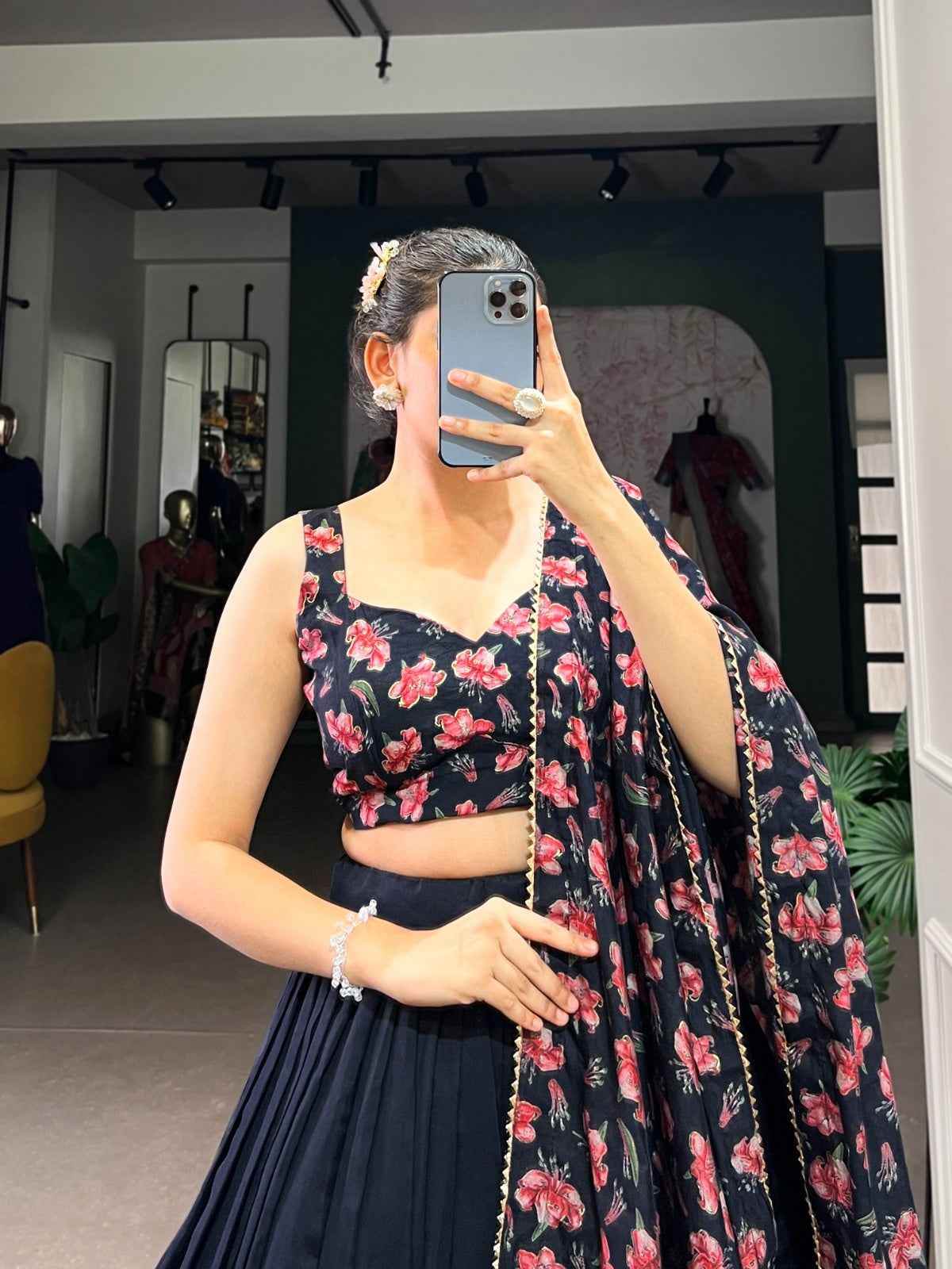 The Perfect Blend of Tradition And Sparkle Lehenga Choli 1741352043659-231 Womens Lehenga Choli