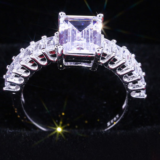 Square zircon ring - BOSS MANGO