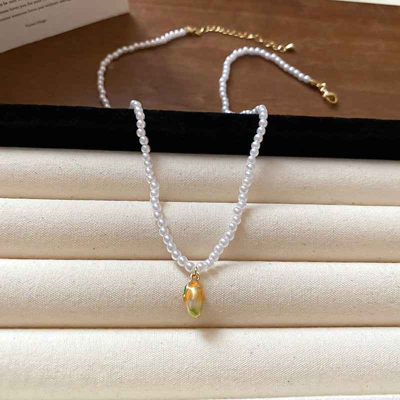 Irregular Long Pearl Necklace Niche