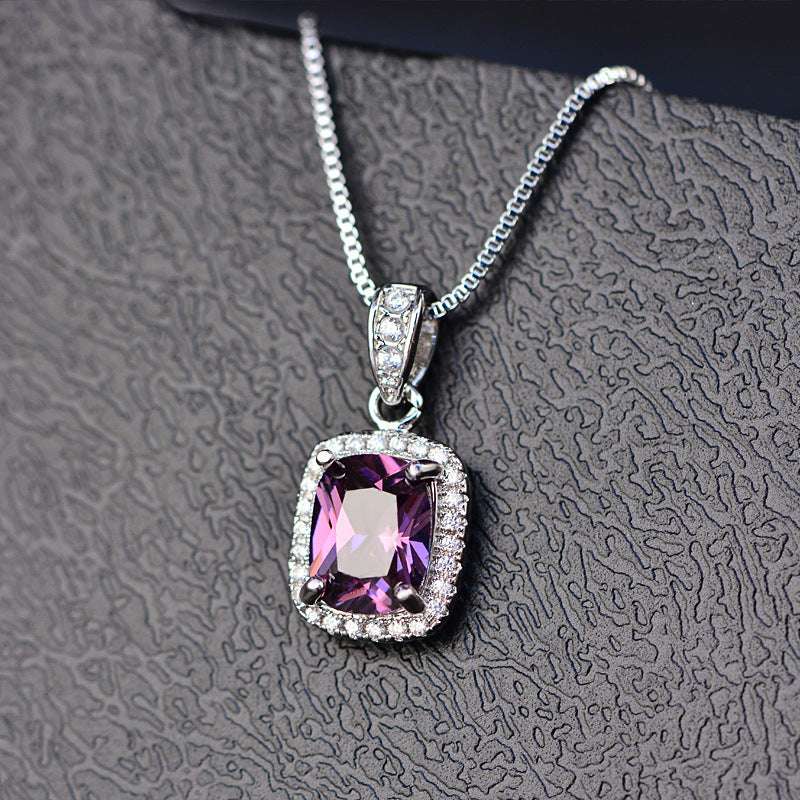 Square zircon pendant