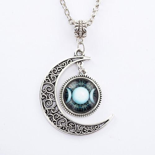 TRIPLE MOON GODDESS PENDANT NECKLACE - BOSS MANGO