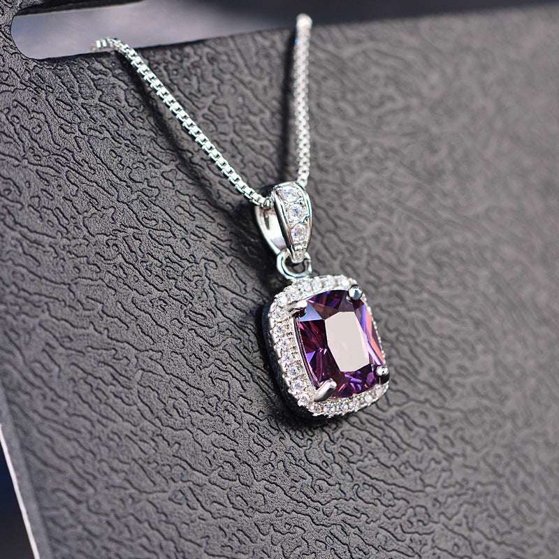 Square zircon pendant