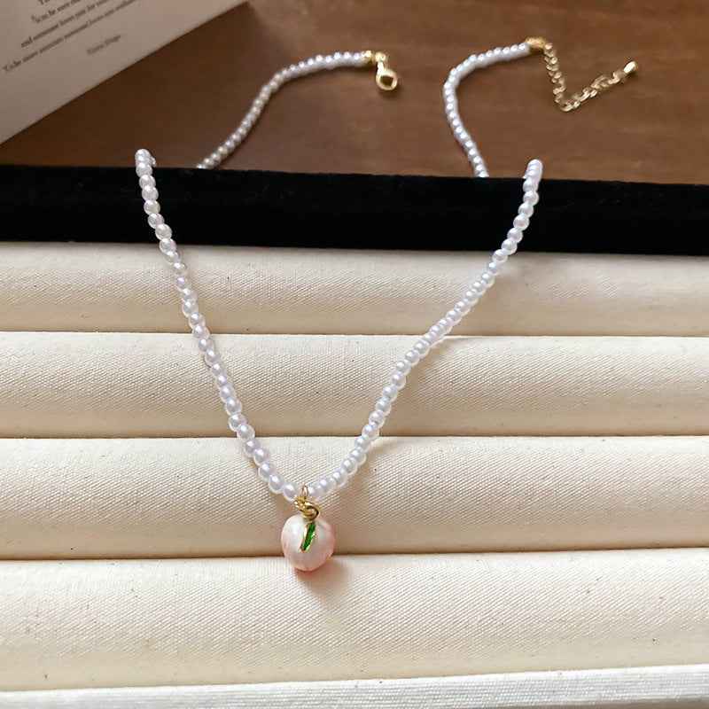 Irregular Long Pearl Necklace Niche