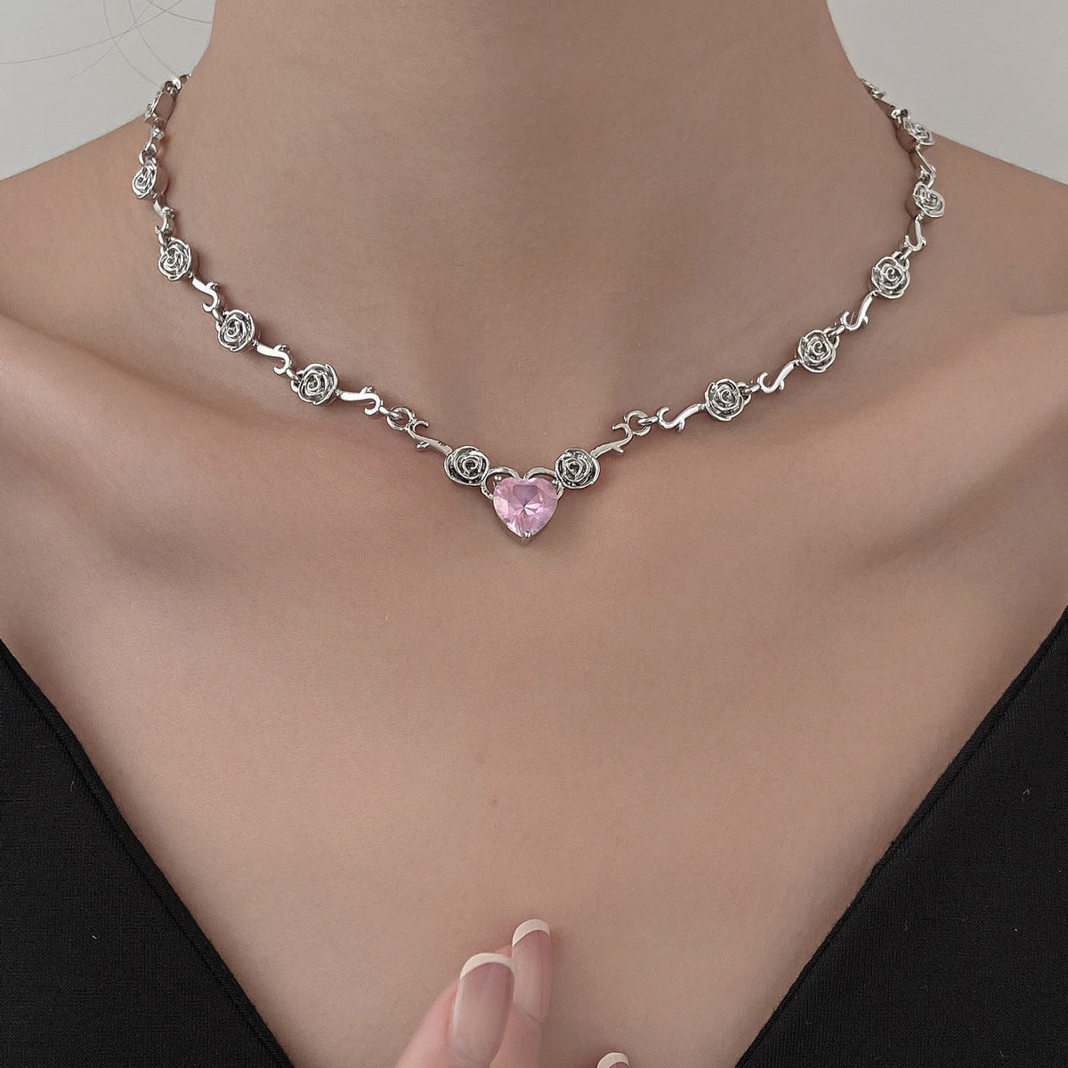 Rhinestone Love Rose Chain Necklace For Women - BOSS MANGO