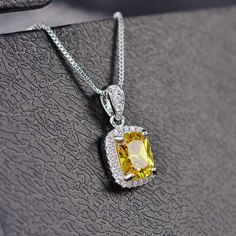 Square zircon pendant