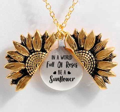 Sunflower Double-layer Lettering Necklace - BOSS MANGO