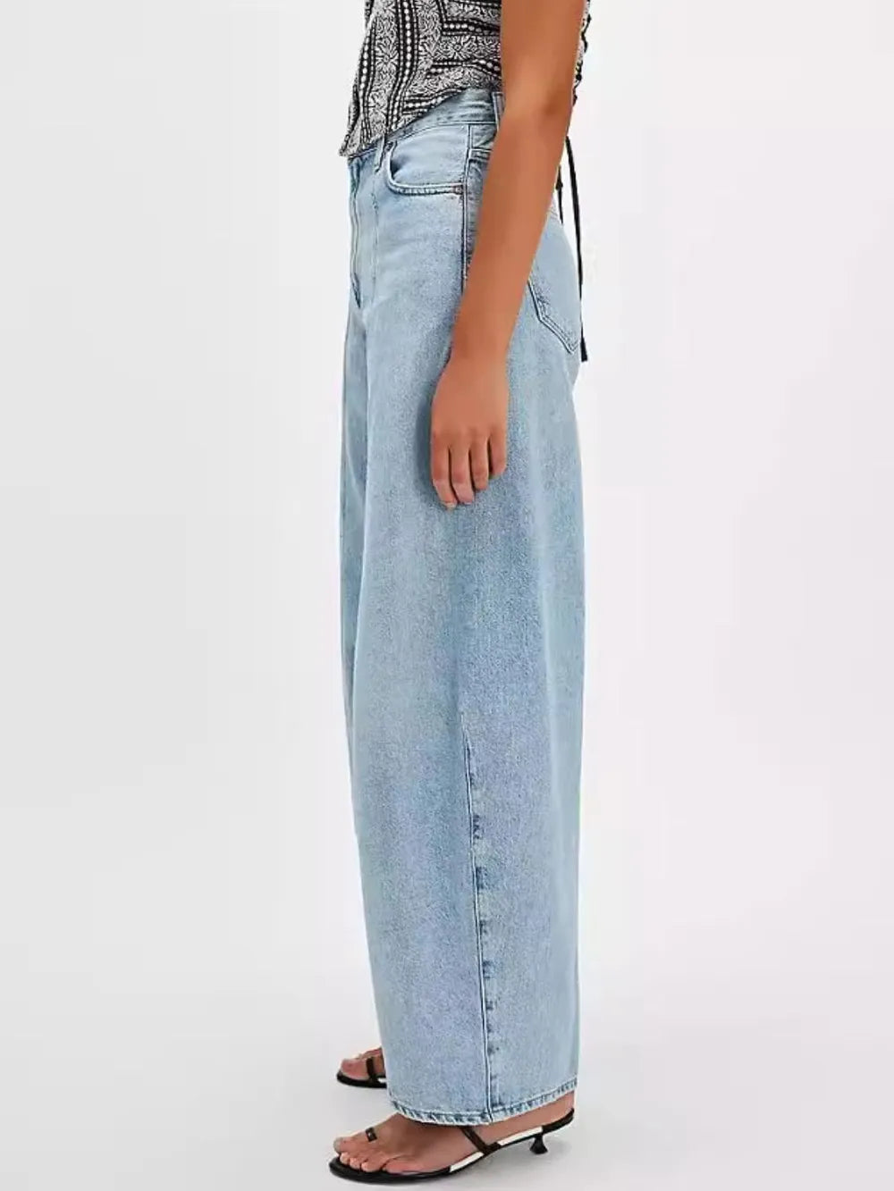 BOSS MANGO - Wide Leg Jeans with Pockets