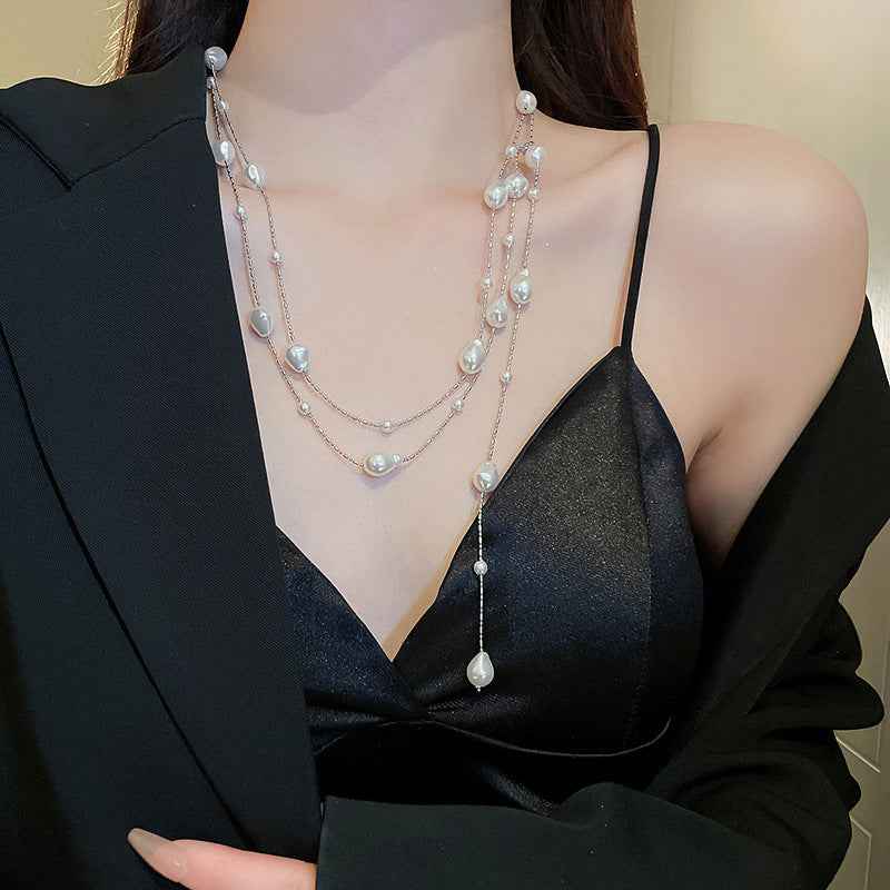 Irregular Long Pearl Necklace Niche