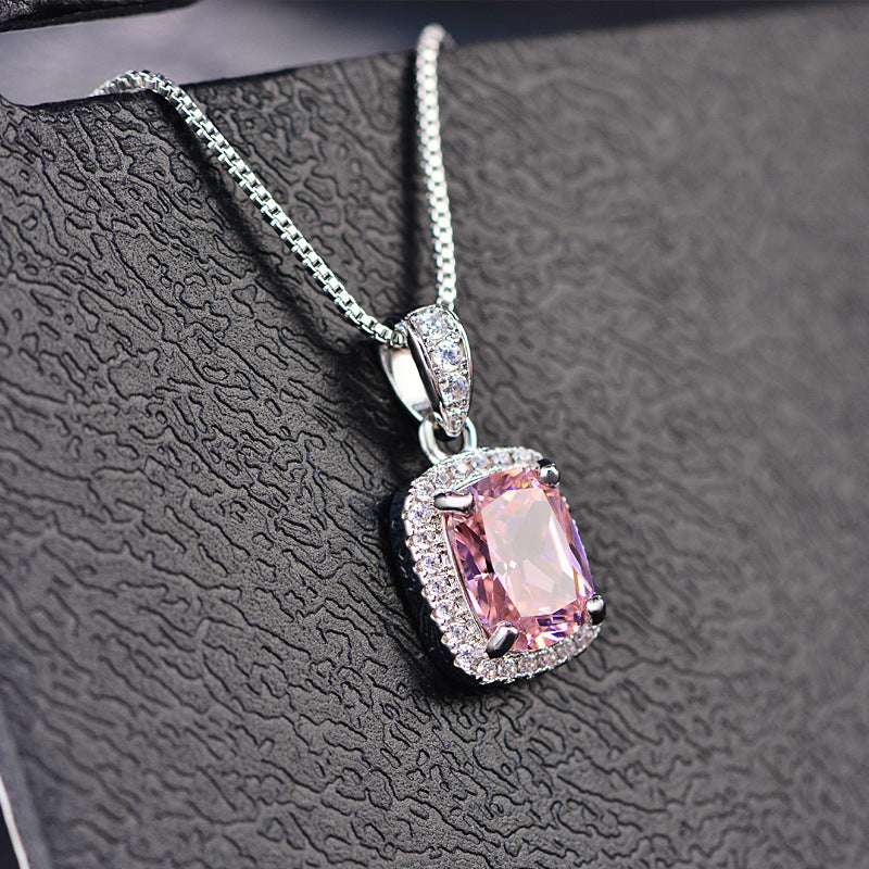 Square zircon pendant