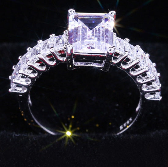 Square zircon ring - BOSS MANGO