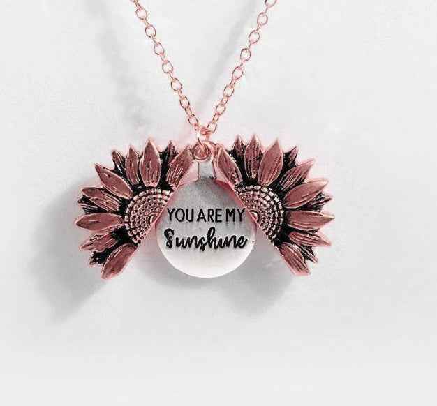 Sunflower Double-layer Lettering Necklace - BOSS MANGO