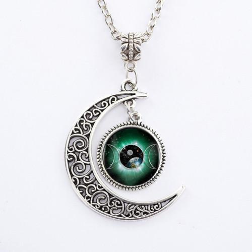 TRIPLE MOON GODDESS PENDANT NECKLACE - BOSS MANGO