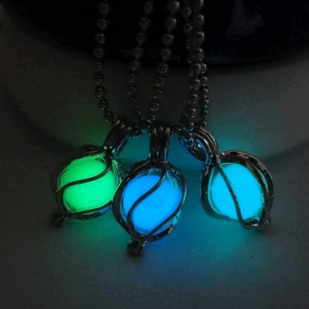 Glow-in-the-dark whirlwind hollowed out DIY necklace