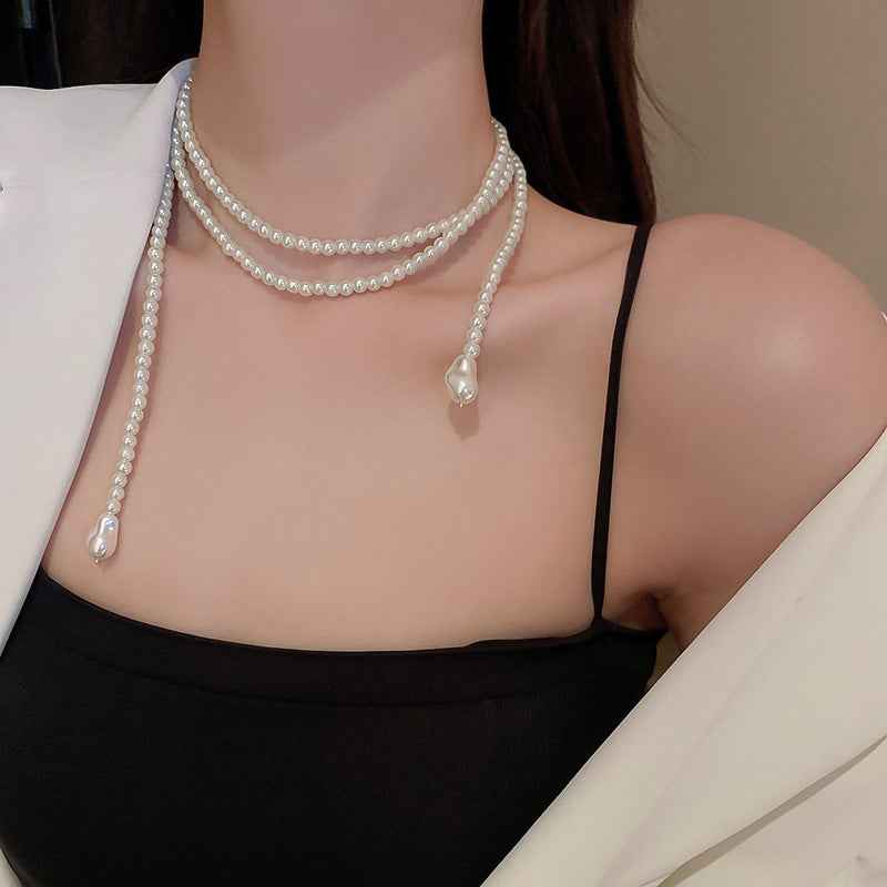 Irregular Long Pearl Necklace Niche