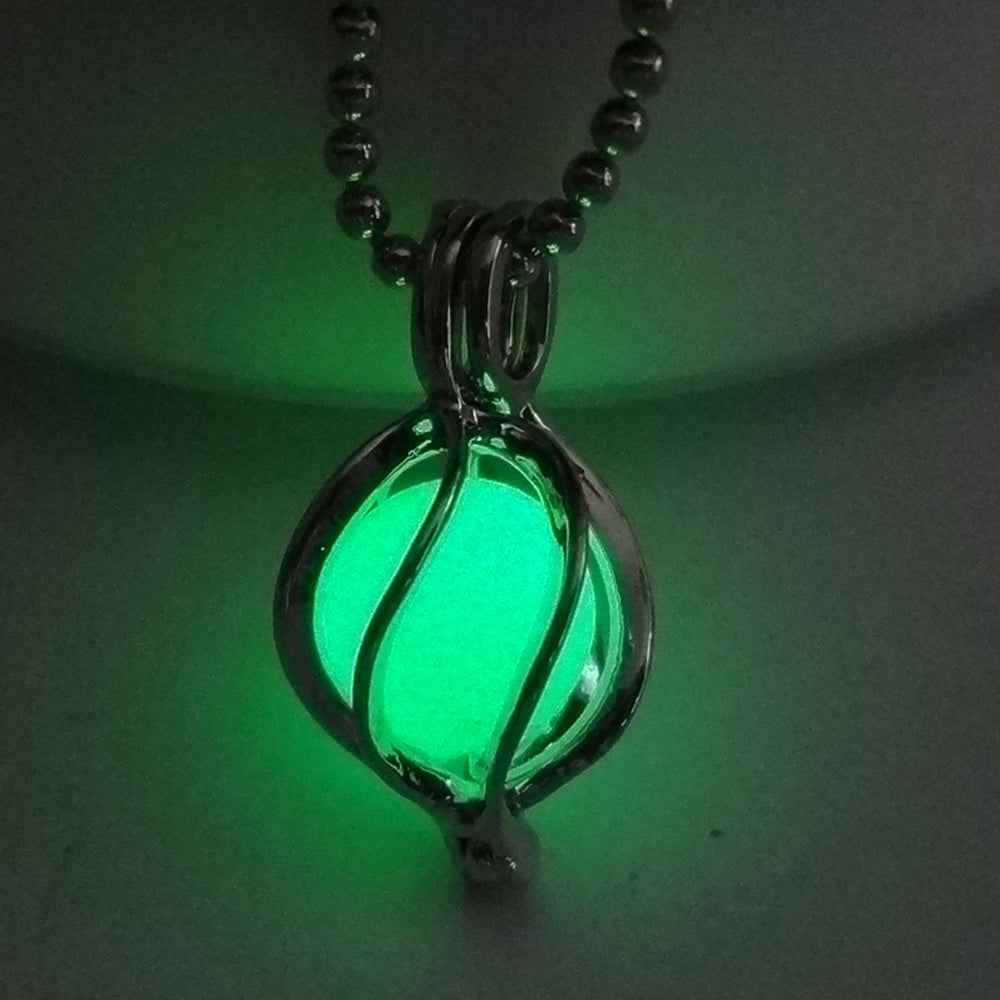 Glow-in-the-dark whirlwind hollowed out DIY necklace