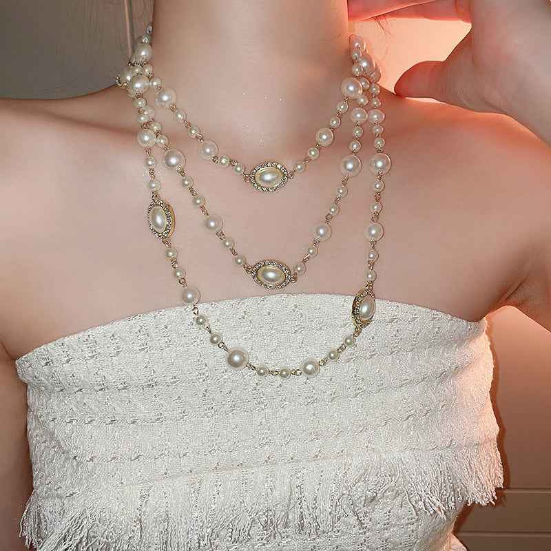 Irregular Long Pearl Necklace Niche